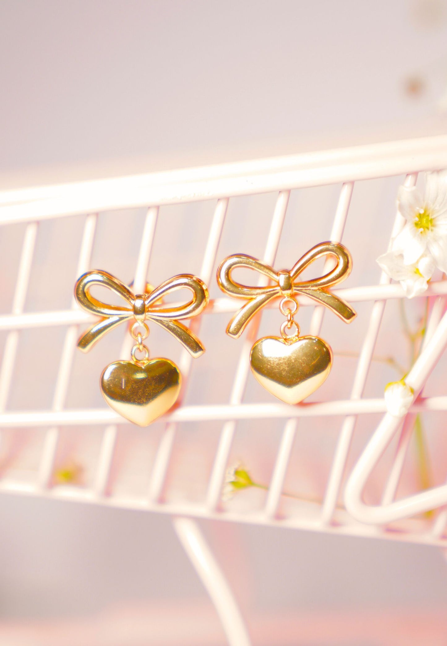 Sweet Knot Heart Earrings