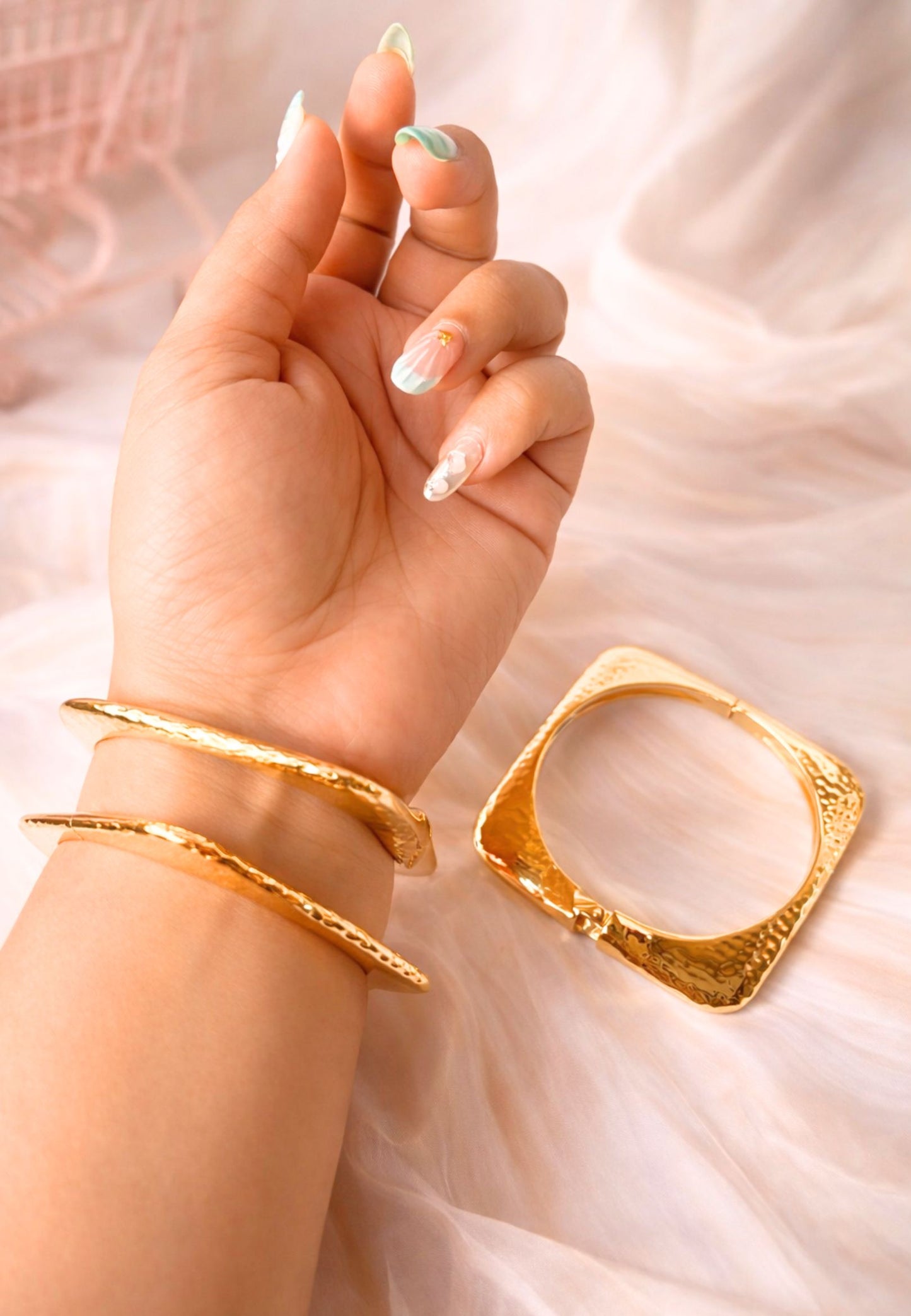 Luna Gold Cuff